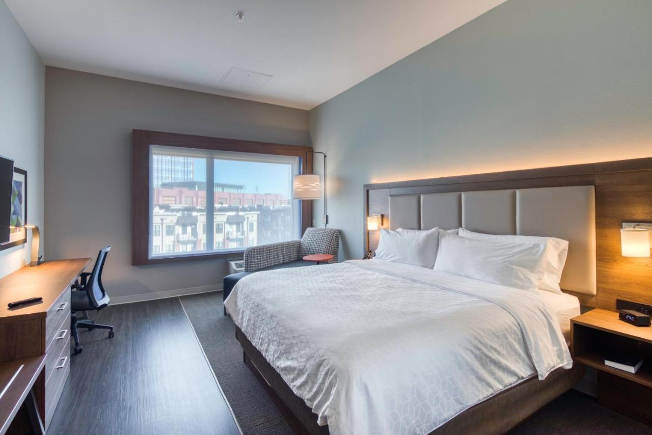 Holiday Inn Express & Suites - Charlotte - South End By Ihg Εξωτερικό φωτογραφία