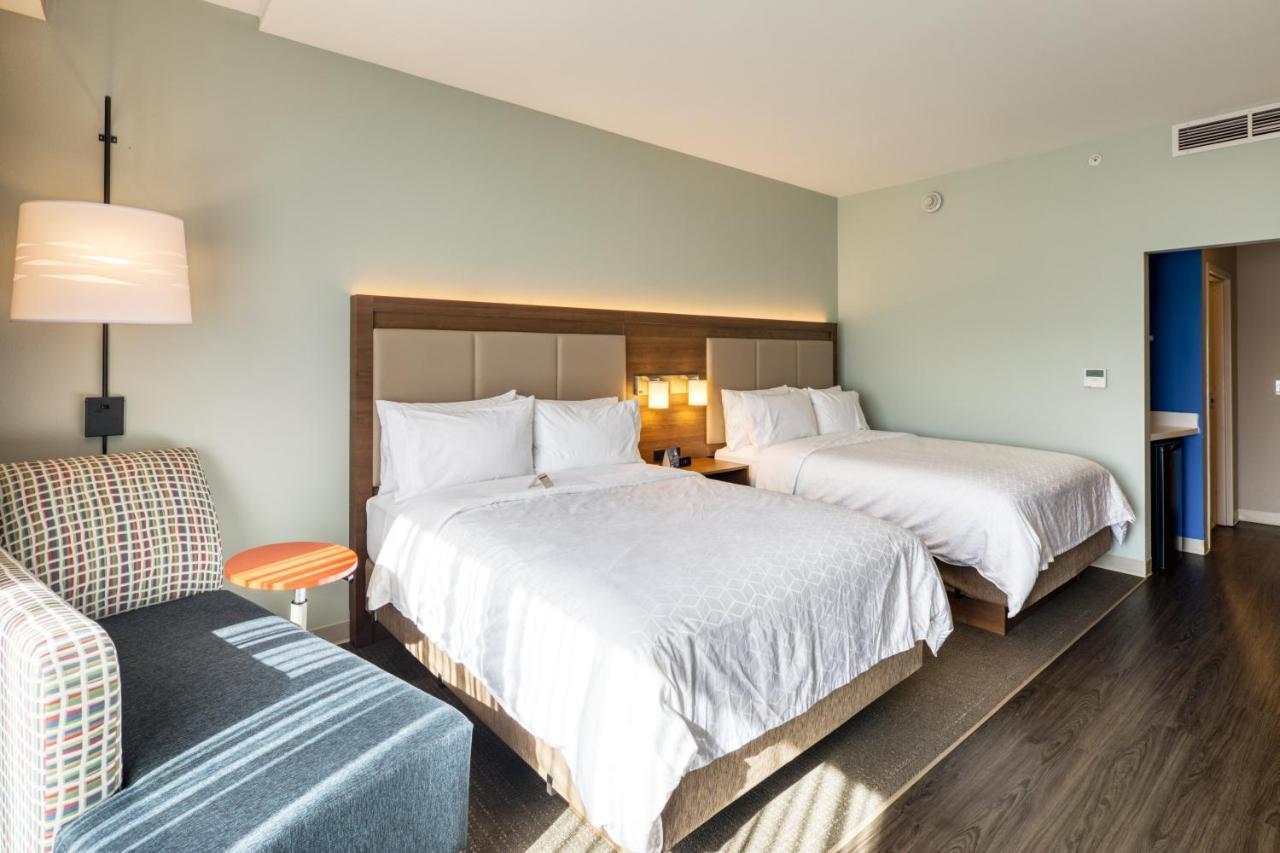 Holiday Inn Express & Suites - Charlotte - South End By Ihg Εξωτερικό φωτογραφία