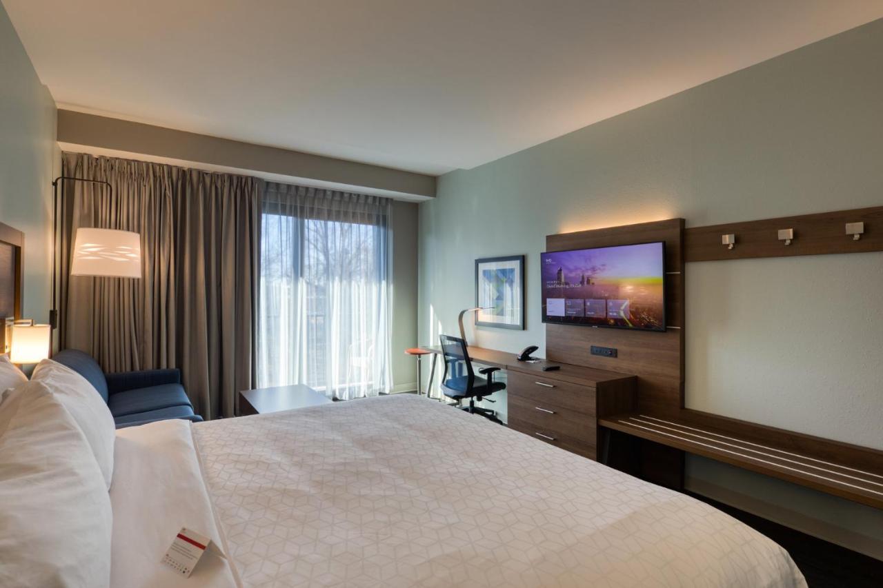 Holiday Inn Express & Suites - Charlotte - South End By Ihg Εξωτερικό φωτογραφία