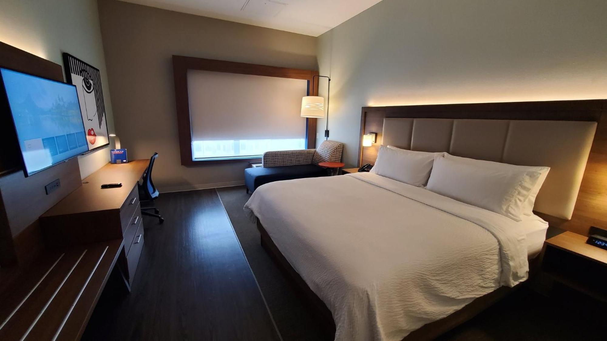 Holiday Inn Express & Suites - Charlotte - South End By Ihg Εξωτερικό φωτογραφία