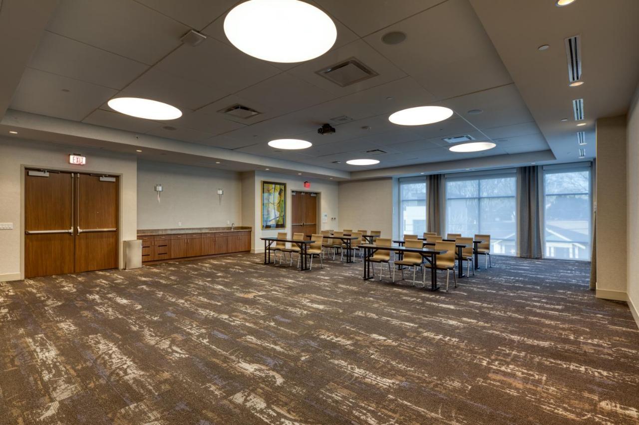 Holiday Inn Express & Suites - Charlotte - South End By Ihg Εξωτερικό φωτογραφία