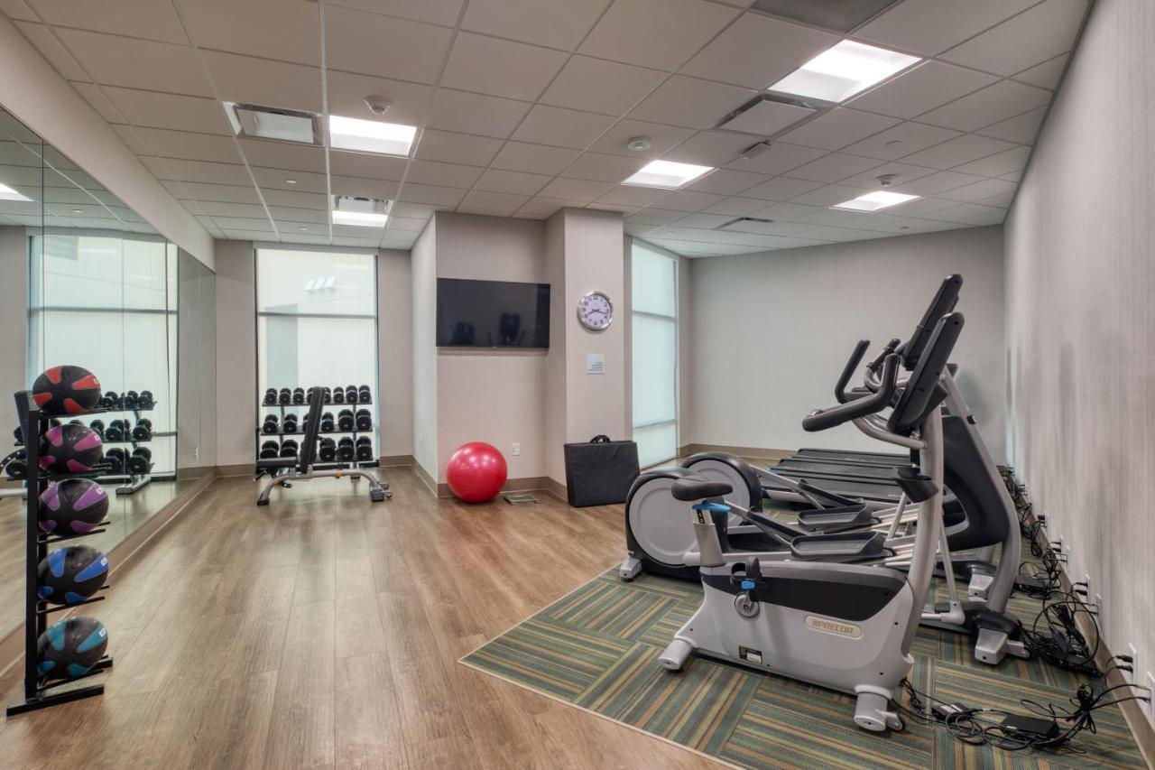 Holiday Inn Express & Suites - Charlotte - South End By Ihg Εξωτερικό φωτογραφία
